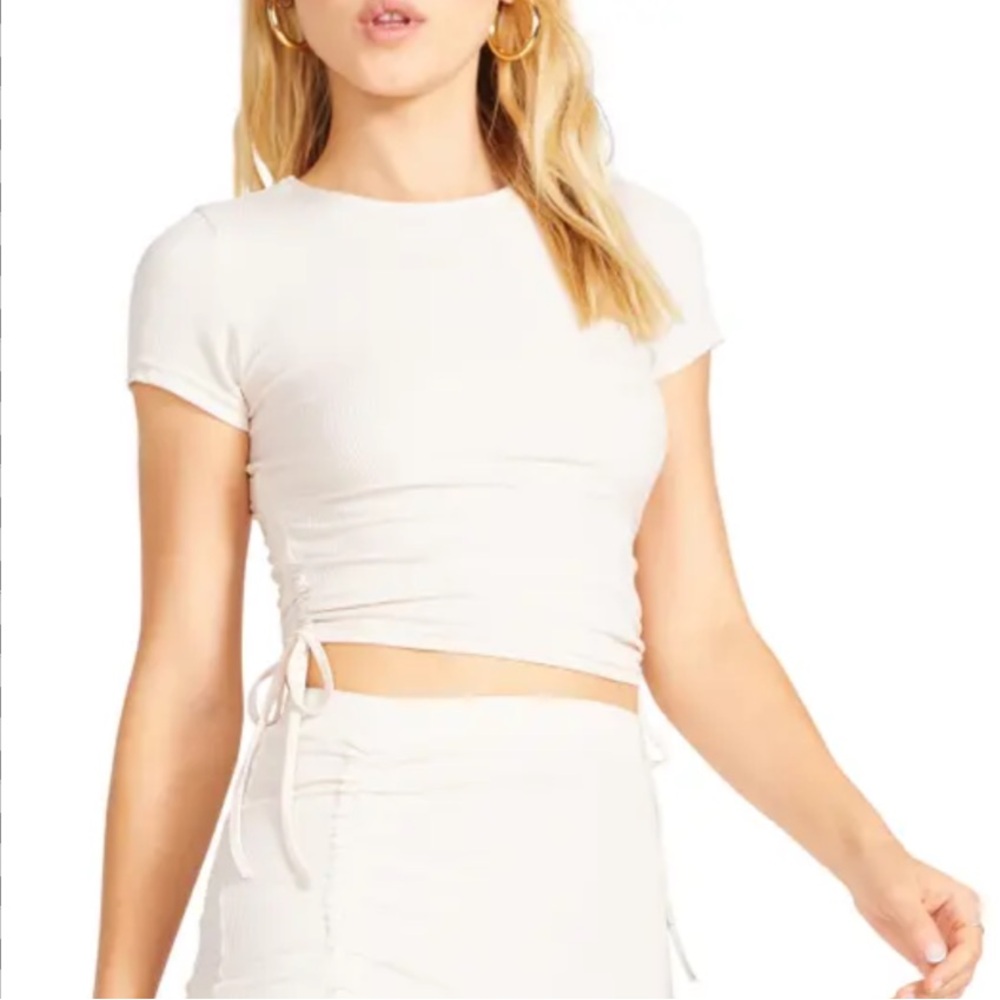 BB Dakota Steve Madden Here & Now T Shirt